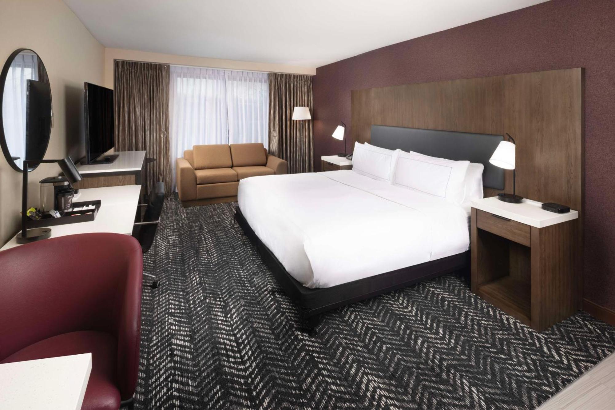 Doubletree By Hilton Manhattan, Ks Екстер'єр фото